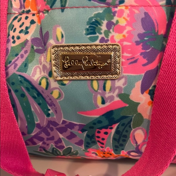 Lilly Pulitzer Pink and Blue luch Bag with Tropical Design - Picture 2 of 7